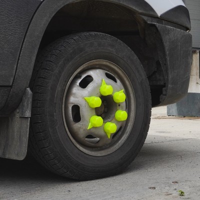 Set 10 Bucati Capac Plastic Pentru Prezon Roata Cu Indicator 33 Neon Galben 54.5 Mm foto