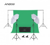 Cumpara ieftin Kit studio foto,lumini,2 umbrele,suport fundal 2,6x3m,2x bec 135W,panza verde + geanta transport