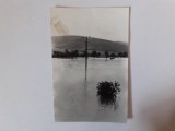 Fotografie dimensiune 6/9 cm cu o zonă inundată