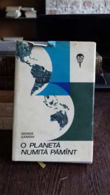 O PLANETA NUMITA PAMANT - GEORGE GAMOW foto