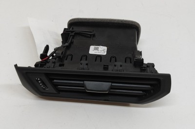 Gura de ventilație planșa de bord AUDI Q8 E-TRON Sportback 2024 OEM: 4KR820901,4KR820901C 31156918 foto