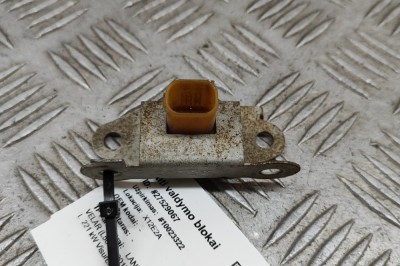 Senzor de accelerație LAND ROVER RANGE ROVER VELAR L560 2018 OEM: 8W83-3C190-AC | 27529067 foto