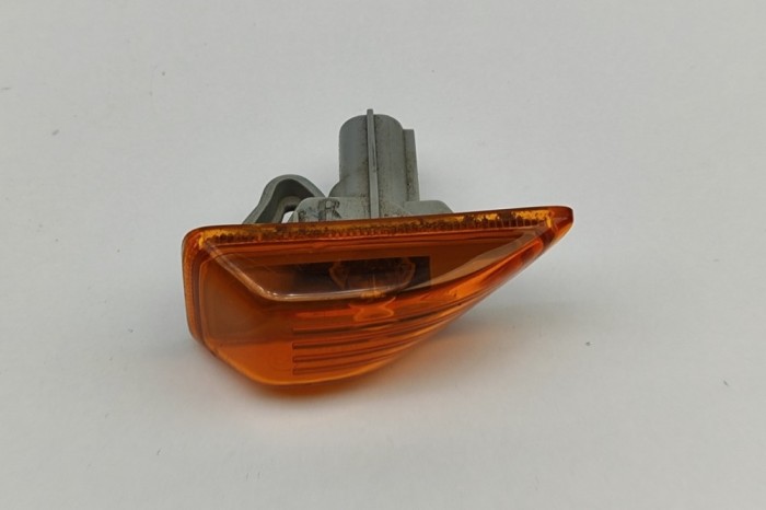 Semnalizare aripa dreapta față FORD RANGER TKE 2013 OEM: AB39-13K354-AC | 30320573