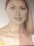 MACHIAJUL PERFECT Robert Jones