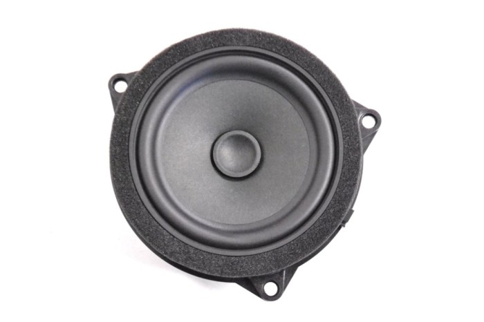 Difuzor ușă dreapta față BMW 3 G20, G28 2019 OEM: 2622560 13946408