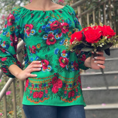 Bluza stilizata cu motive florale Sanziana 18