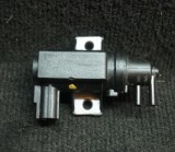 Supapa solenoid TOYOTA AURIS _E15_ 2009 OEM: 25816-0R011 1936617