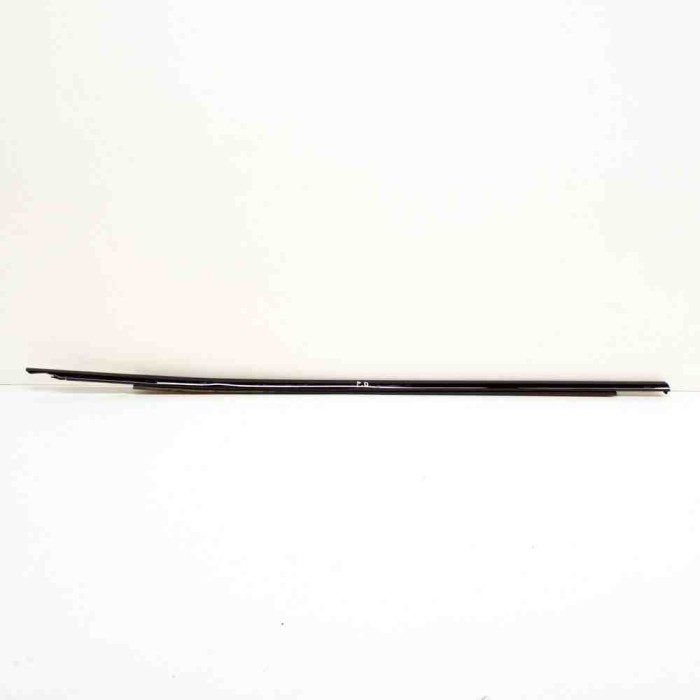 Chedar geam ușă dreapta față AUDI A6 4A2, C8 2020 OEM: 4K0837476A