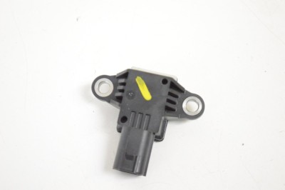 Senzor de impact dreapta față KIA SPORTAGE QL 2016 OEM: 95920-B1050 12510043 foto