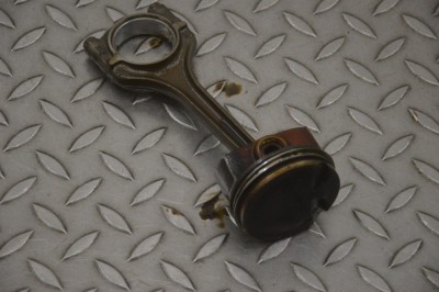 Piston VW POLO 6R, 6C 2014 OEM: 04EE 23418319 foto