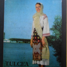 Portul popular romanesc din Judetul Tulcea - Elena Secosan, Steluta Parau