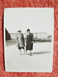 Fotografie, mama si bunica doctorului Litarczek, parintele radiologiei romanesti, Viena 1927