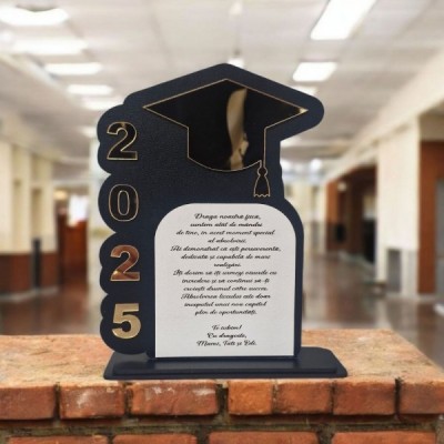 Placheta absolvire, neagră, cu plexiglas oglindă, personalizată foto
