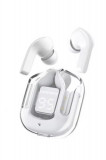 Casti Wireless In Ear, Bluetooth 5.1, Latenta Scazuta, Control Tactil Inteligent, Afisaj Digital LED, Microfon, Anulare Zgomot, Power Bank Incorporat,