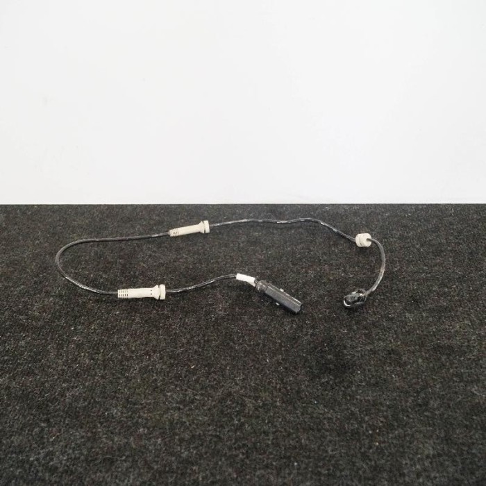 Senzor ABS st&acirc;nga față BMW 7 G11, G12 2016 OEM: 6859602 2505185