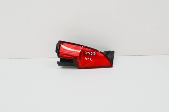 Reflector bara de protecție st&acirc;nga spate MERCEDES-BENZ VITO / MIXTO Furgon W639 2007 OEM: A6398201264,8XX96466107 13405047