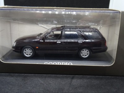 Macheta Ford Scorpio Minichamps 1:43 foto