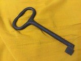 Cheie model mare pentru poarta , usa de casa secolul XIX sau inceput de secol XX !