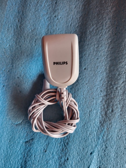alimentator PHILIPS - 13 volti - 400 mA