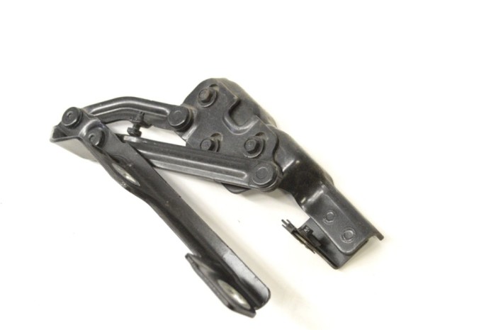 Balama capota dreapta față OPEL ASTRA J GTC 2014 OEM: 20879203 14649876