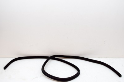 Garnitura ușă dreapta spate LAND ROVER RANGE ROVER VELAR L560 2019 OEM: J8A2-253A10-A | 13968759 foto
