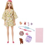 Barbie You Can Be Anything Papusa Barbie cu animal de companie la Spa, Mattel