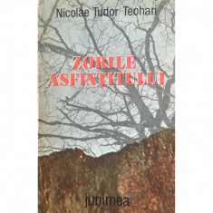 Carte Nicolae Tudor Teohari - Zorile Asfintitului foto