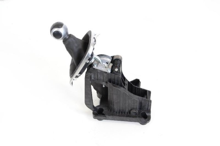 Timonerie cutie de viteze CITRO&Euml;N DS4 2015 OEM: 81328102,9671444577,9671748280 10002132
