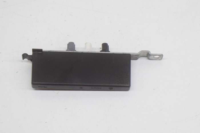 Amplificator de antena PORSCHE PANAMERA 970 2013 OEM: 970.647.108.03,97064710803,28293751 12252485