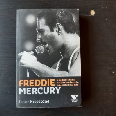 FREDDIE MERCURY - PETER FREESTONE foto