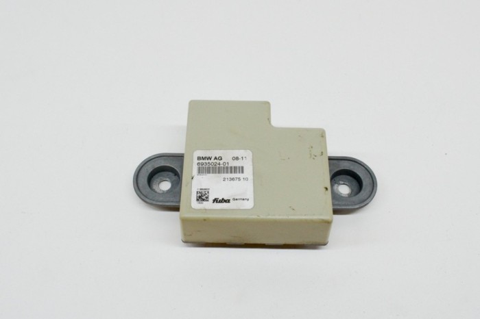 Amplificator de antena BMW 3 Coupe E92 2011 OEM: 21367510,6935024 13123312