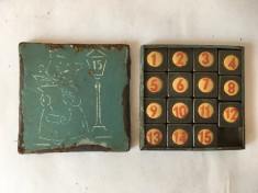 T- Joc vechi 15 (tablita cu 15 numere), metal/ tabla, 7x7cm, anii 50-60 foto