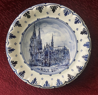 Farfurie din portelan olandez DELFT decor Domul din KOLN foto