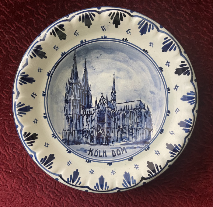 Farfurie din portelan olandez DELFT decor Domul din KOLN