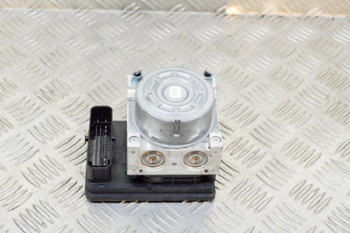 Pompa ABS BMW X2 F39 2018 OEM: 10.0220-1371.4,10.0627-3143.1,28.5165-3203.3,6891408,6891409 11684076