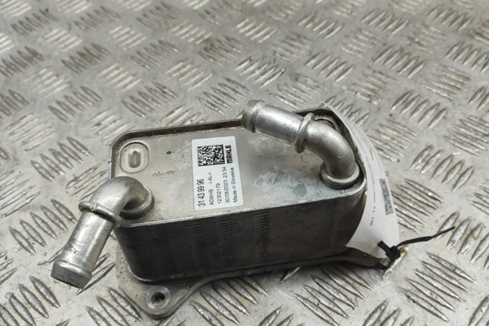 Răcitor de ulei VOLVO XC40 536 2024 OEM: 31439996 | 31297160