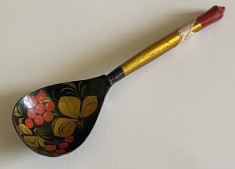 Lingura artizanala KHOKHLOMA, provenienta ruseasca, din lemn pictat manual (7)