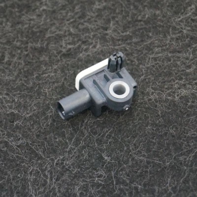 Senzor de impact lateral st&amp;acirc;nga BMW 3 F30, F80 2012 OEM: 9234989 2937349 foto