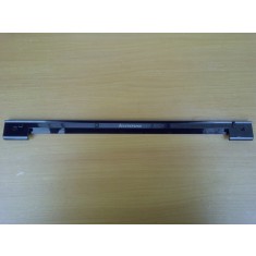 Rama (parte inferioara) cu hingecover LCD Lenovo IdeaPad Y710 (60.4x002.001)