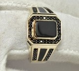 Ghiul din Aur Galben 14k cu Onix