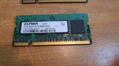 Ram Laptop Elpida 1GB DDR2 PC2-6400S EBE11UE6Acua-8G-E foto