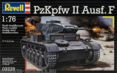 Macheta Revell - Tanc Pzkpfw II Ausf. F foto