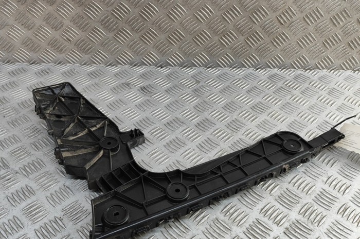 Suport bara de protecție st&acirc;nga spate AUDI A6 C8 Avant 4A5 2024 OEM: 4K9807453 31301988