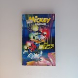 Disney Mickey Parade Geant - Un Numero Brillant