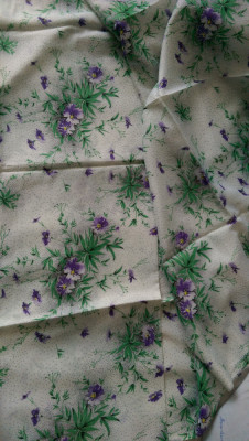 XM Material textile vintigi vascoza imprimata cu flori mov 2.25 / 1.12m foto