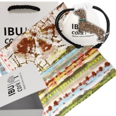 Set cadou esarfa abstracta cu brosa catel