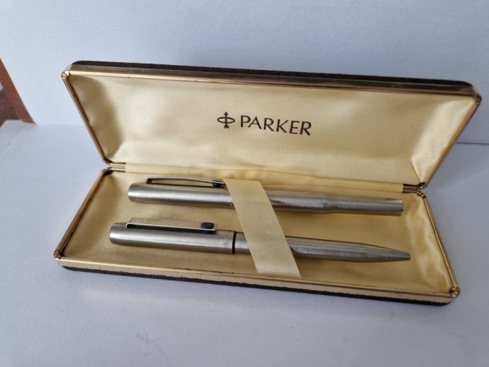 Set de Stilou si Pix -Parker.