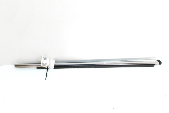 Chedar geam ușă dreapta spate TOYOTA HILUX VIII Pick-up _N1_ 2018 OEM: 68180-0K120 23469202