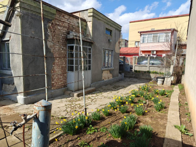 De vanzare Casa+Teren pe strada Capitan Burlacu Ion, Bucuresti foto