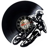 Ceas de perete decorativ realizat din disc de vinil, Model Motocross Enduro, Motocicleta Cross Off-Road, Negru, 30 cm